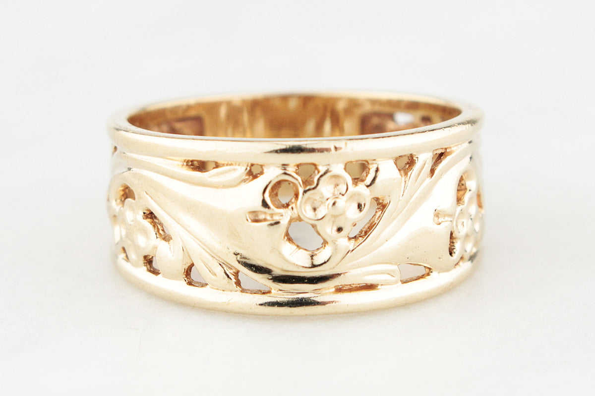 VINTAGE AUSTRALIAN 9ct GOLD FLORAL FILIGREE RING