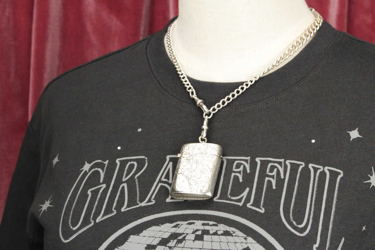 ANTIQUE VICTORIAN 1887 STERLING SILVER VESTA CASE