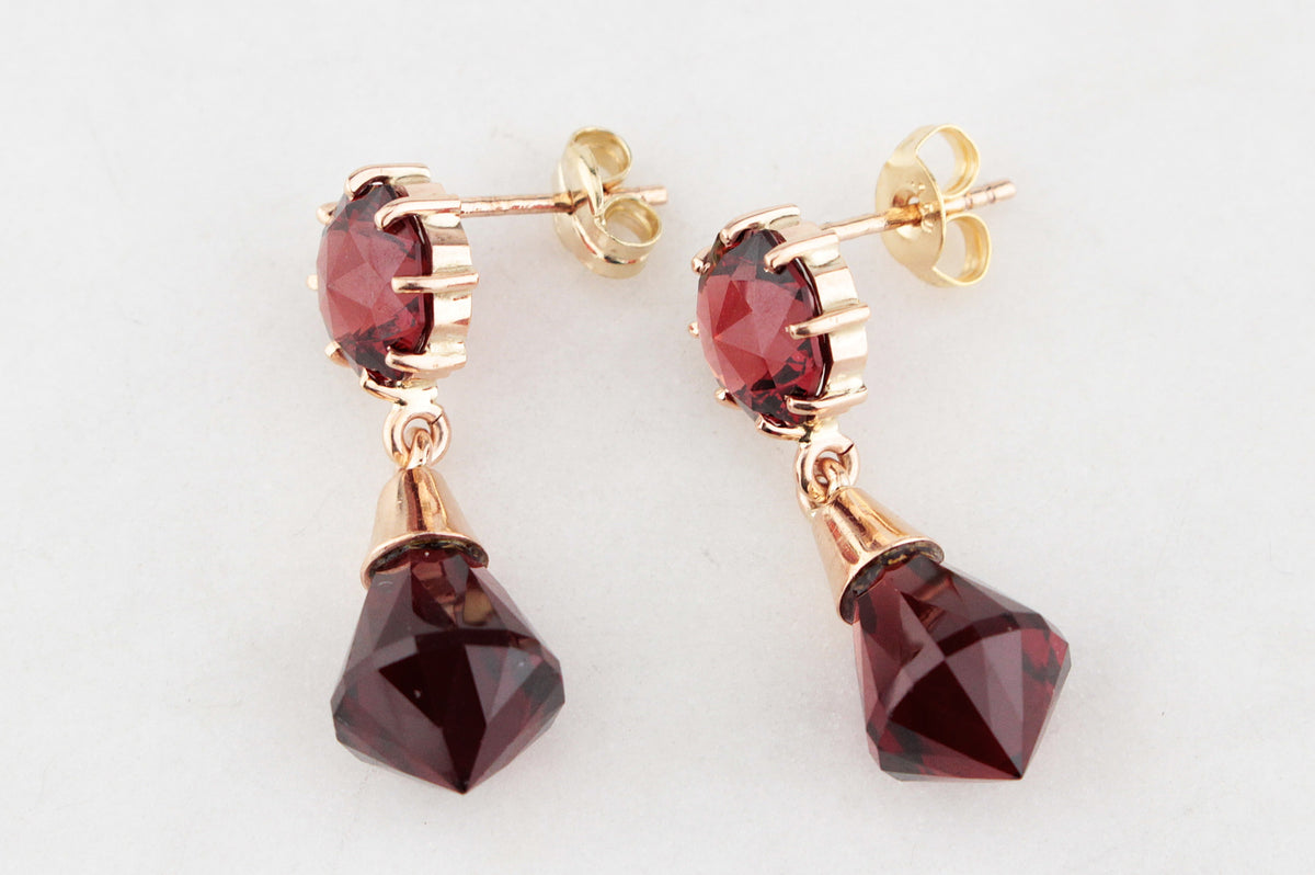 VINTAGE GARNET DROP EARRINGS 9ct GOLD