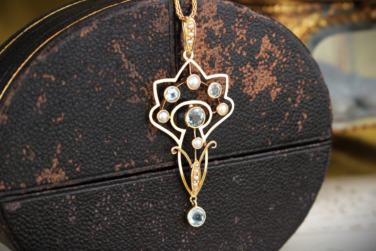 ANTIQUE ART NOUVEAU c1890 AQUAMARINE & SEED PEARL PENDANT 15ct YELLOW GOLD