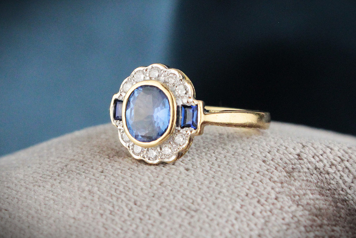 VINTAGE 1.1ct CEYLON SAPPHIRE &amp; DIAMOND RING 18ct GOLD