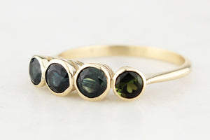 BESPOKE FOUR-STONE SAPPHIRE RING 14ct GOLD