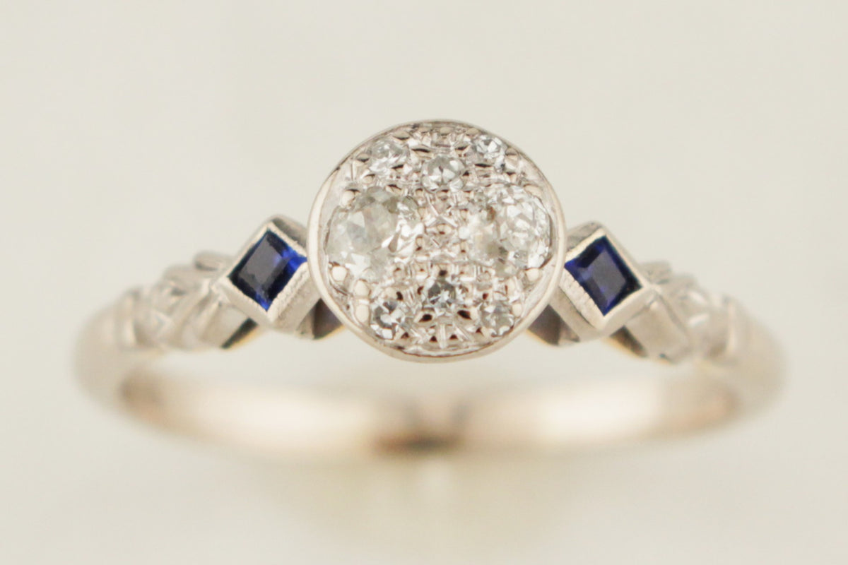 ANTIQUE ART DECO c1920 DIAMOND & SAPPHIRE RING 18ct WHITE GOLD