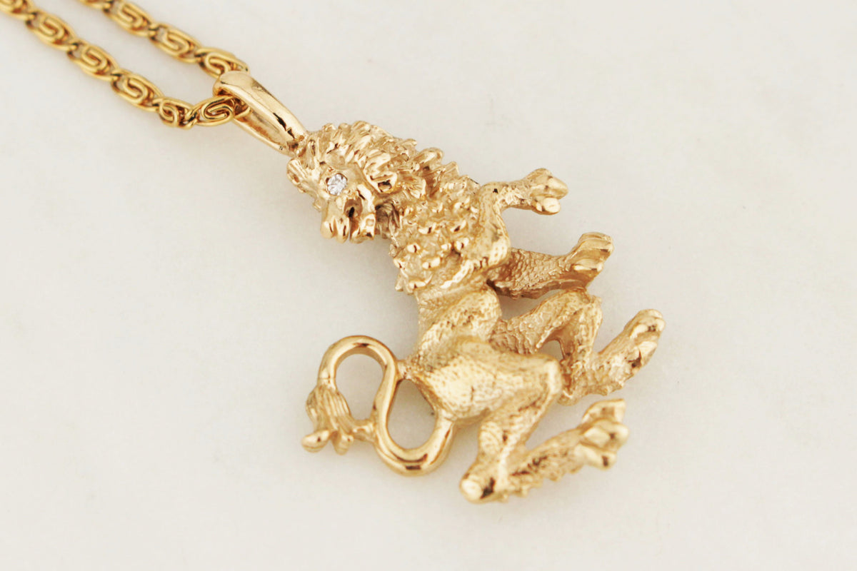 RETRO c1970 DIAMOND LION PENDANT 9ct YELLOW GOLD