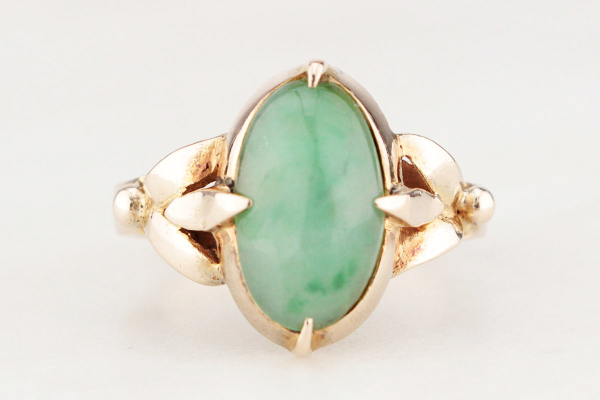 VINTAGE c1940&#39;s JADE RING 14ct GOLD