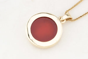 ANTIQUE CARNELIAN MEDUSA INTAGLIO PENDANT 14ct GOLD