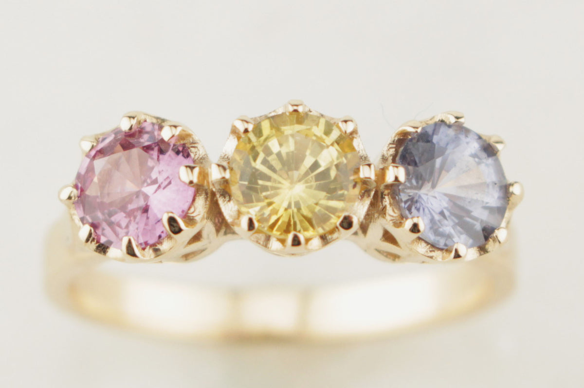 R&amp;V BESPOKE SAPPHIRE TRILOGY RING 9ct YELLOW GOLD