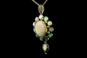 VINTAGE SOLID OPAL & DIAMOND PENDANT 9ct GOLD
