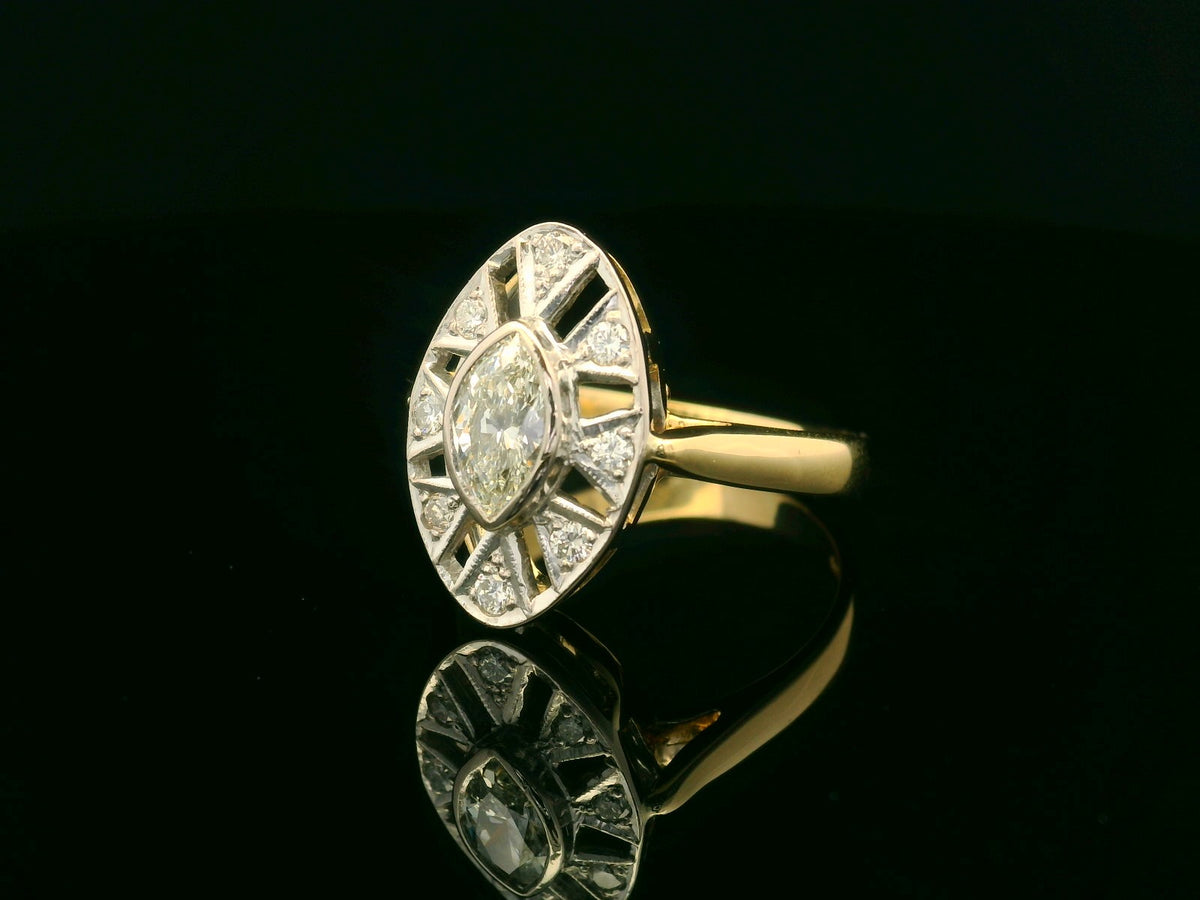 VINTAGE c1940 MARQUISE DIAMOND RING 18ct GOLD