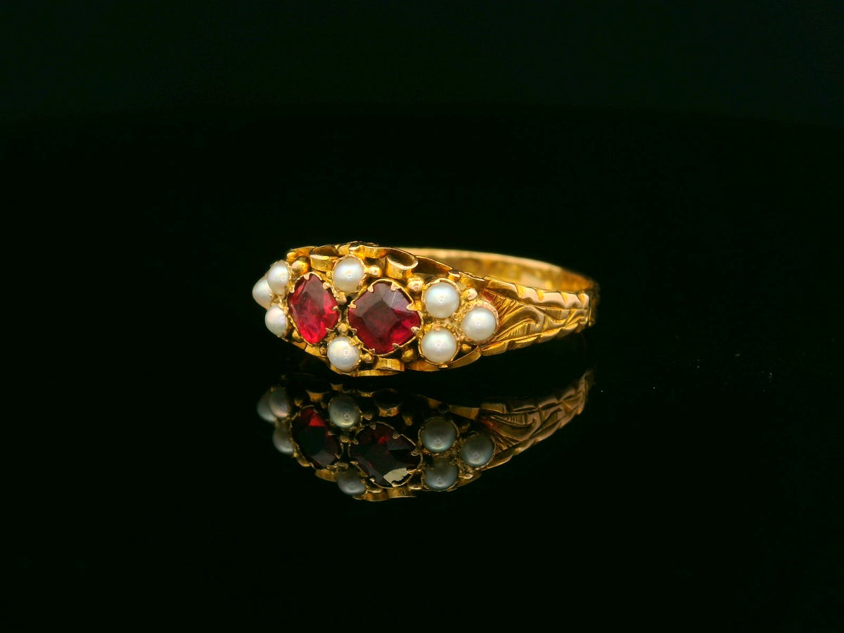 ANTIQUE VICTORIAN 1866 GARNET &amp; PEARL RING 18ct GOLD