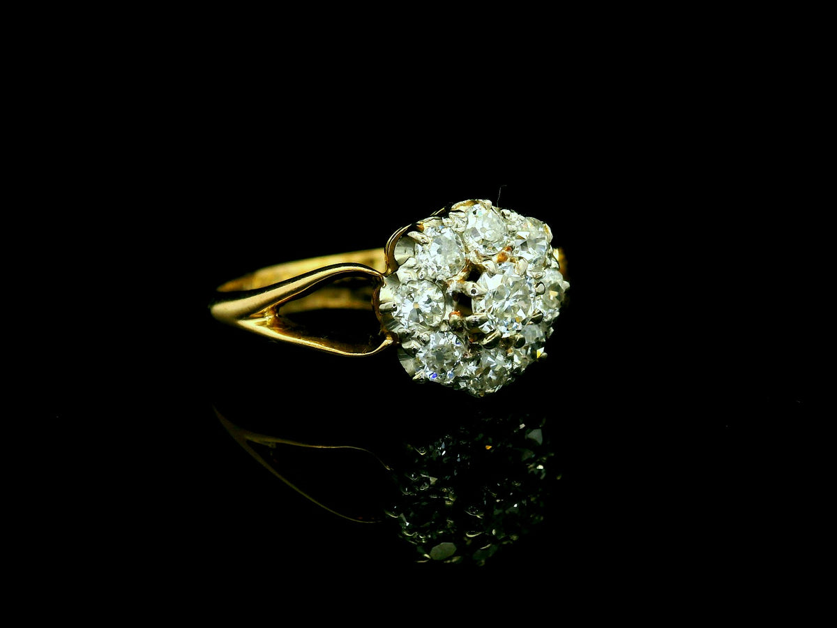 ANTIQUE .70ct DIAMOND DAISY RING 18CT GOLD &amp; PLATINUM