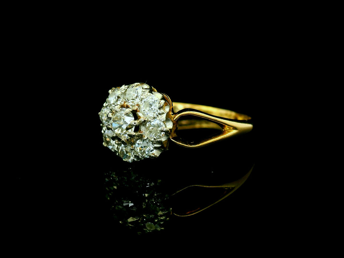 ANTIQUE .70ct DIAMOND DAISY RING 18CT GOLD &amp; PLATINUM
