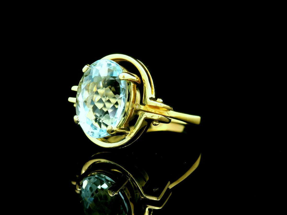 MID-CENTURY 4.1ct AQUAMARINE RING 18ct GOLD