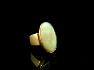 VINTAGE MID CENTURY SOLID OPAL RING 9ct GOLD