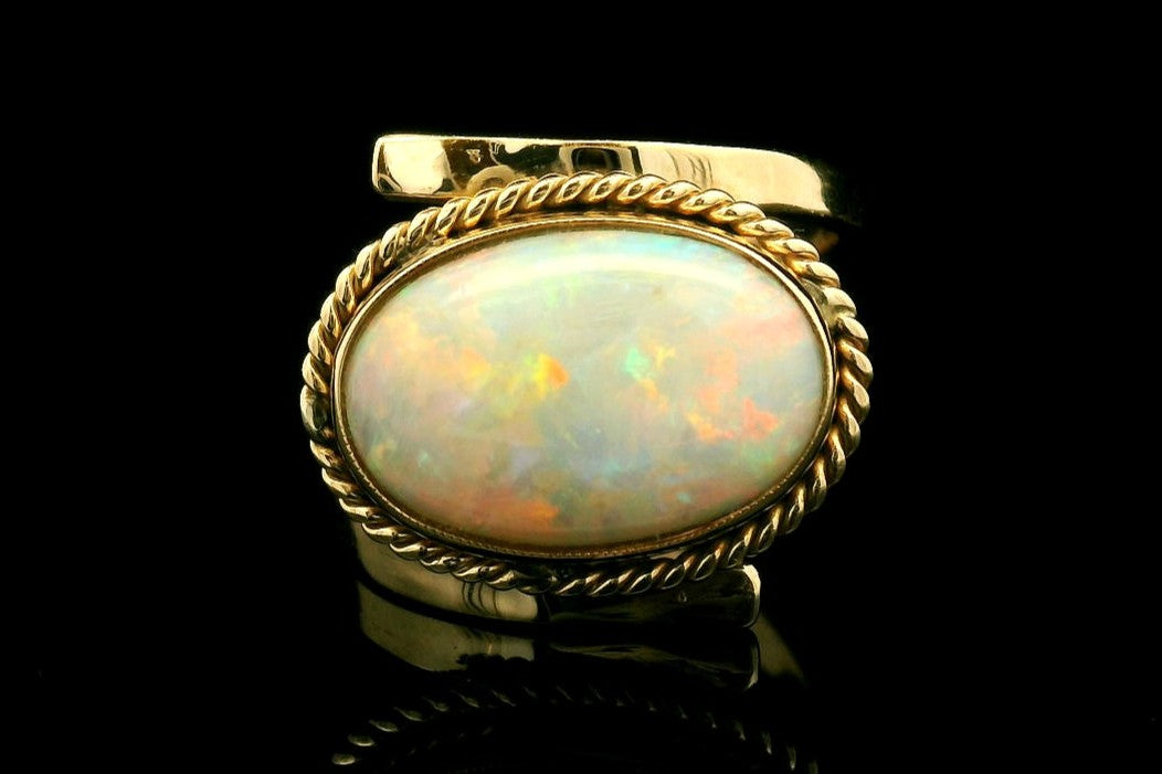 VINTAGE c1970’s SOLID OPAL RING 9ct GOLD