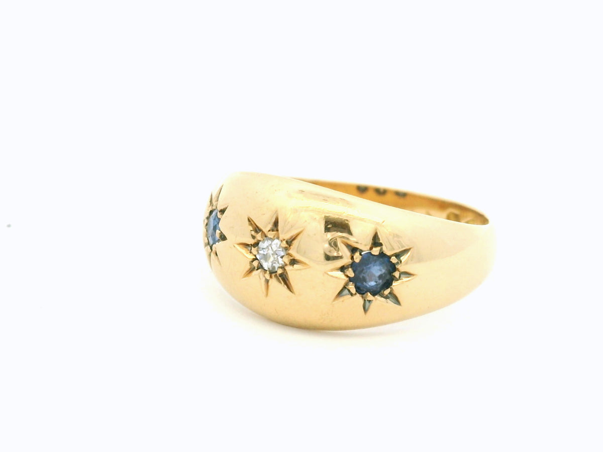 ANTIQUE EDWARDIAN 1912 STAR SET DIAMOND & SAPPHIRE RING 18ct GOLD