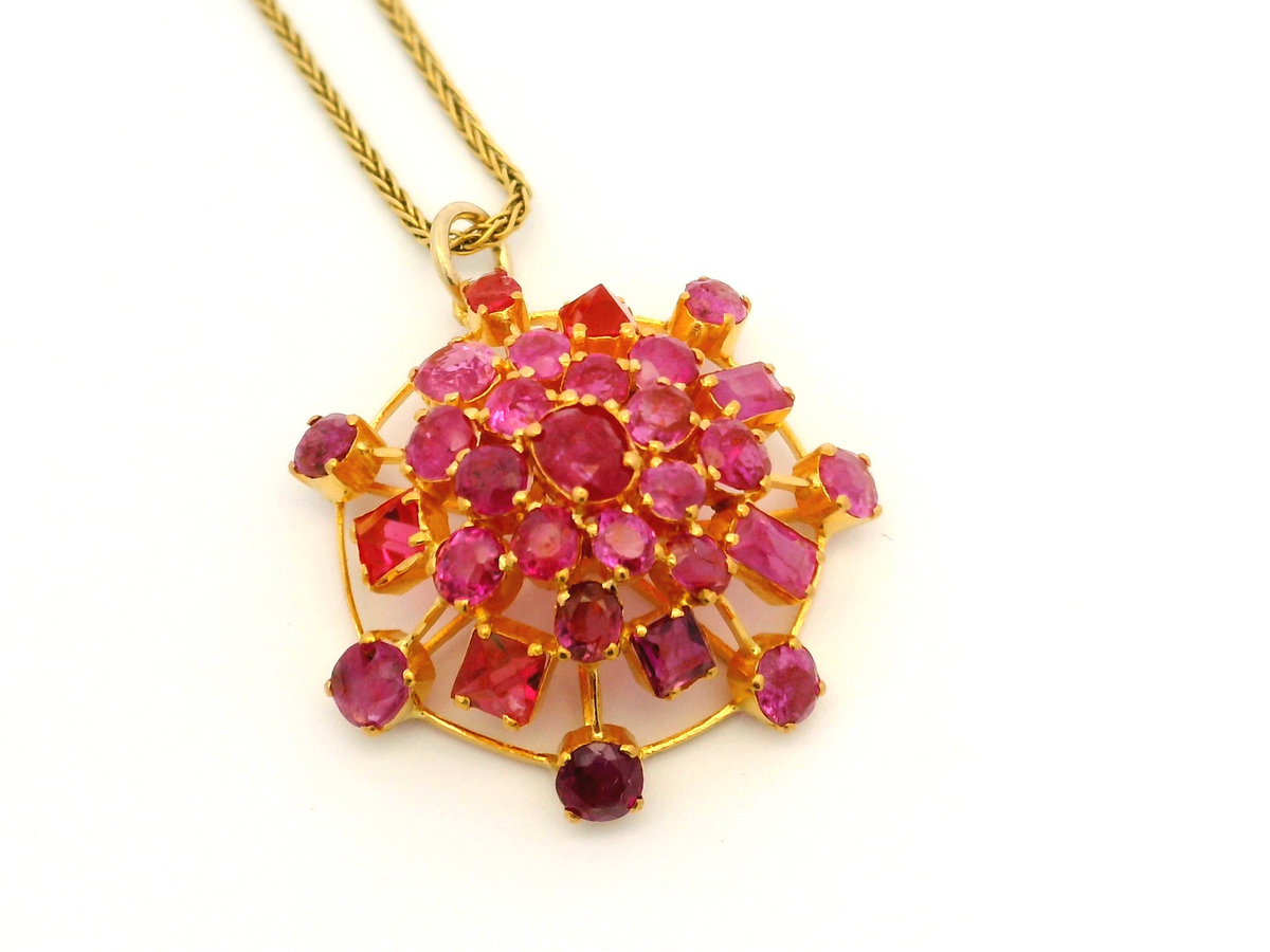 VINTAGE ESTATE RUBY ‘SPUTNIK’ PENDANT 18ct GOLD