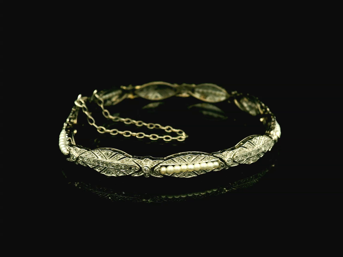 ART DECO DIAMOND &amp; PEARL BRACELET 9ct GOLD
