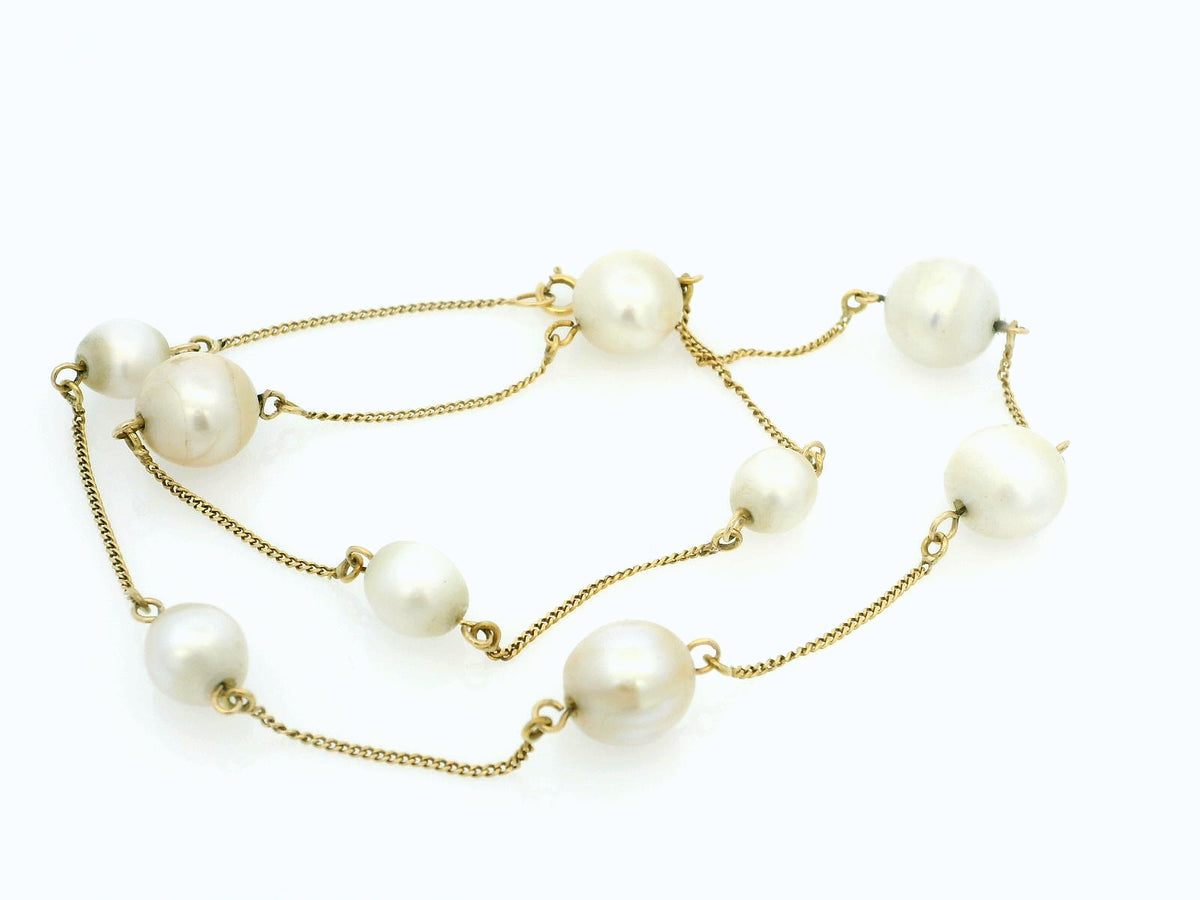VINTAGE ITALIAN FRESHWATER PEARL NECKLACE 18ct GOLD