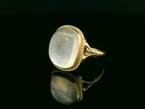 MID CENTURY MOONSTONE RING 9ct GOLD