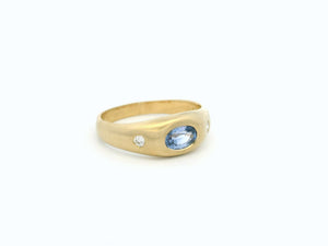 R&V CUSTOM SAPPHIRE & DIAMOND RING 9ct GOLD