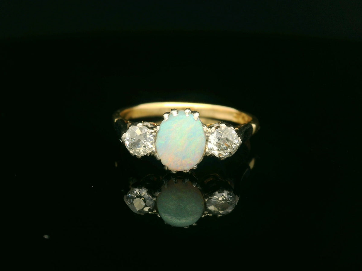 ANTIQUE SOLID OPAL &amp; DIAMOND TRILOGY 18ct GOLD &amp; PLATINUM