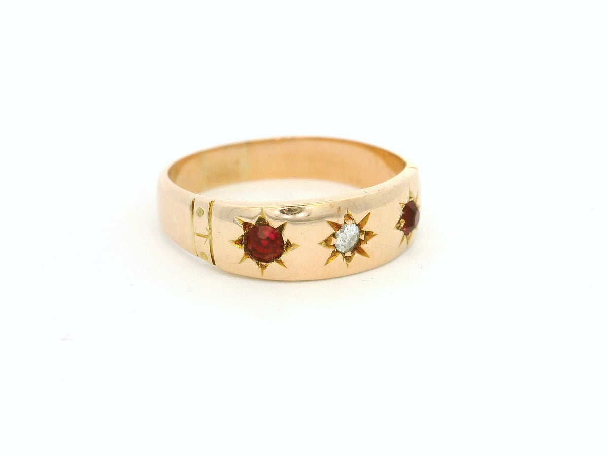 ANTIQUE STARBURST DIAMOND &amp; RUBY RING 15ct GOLD