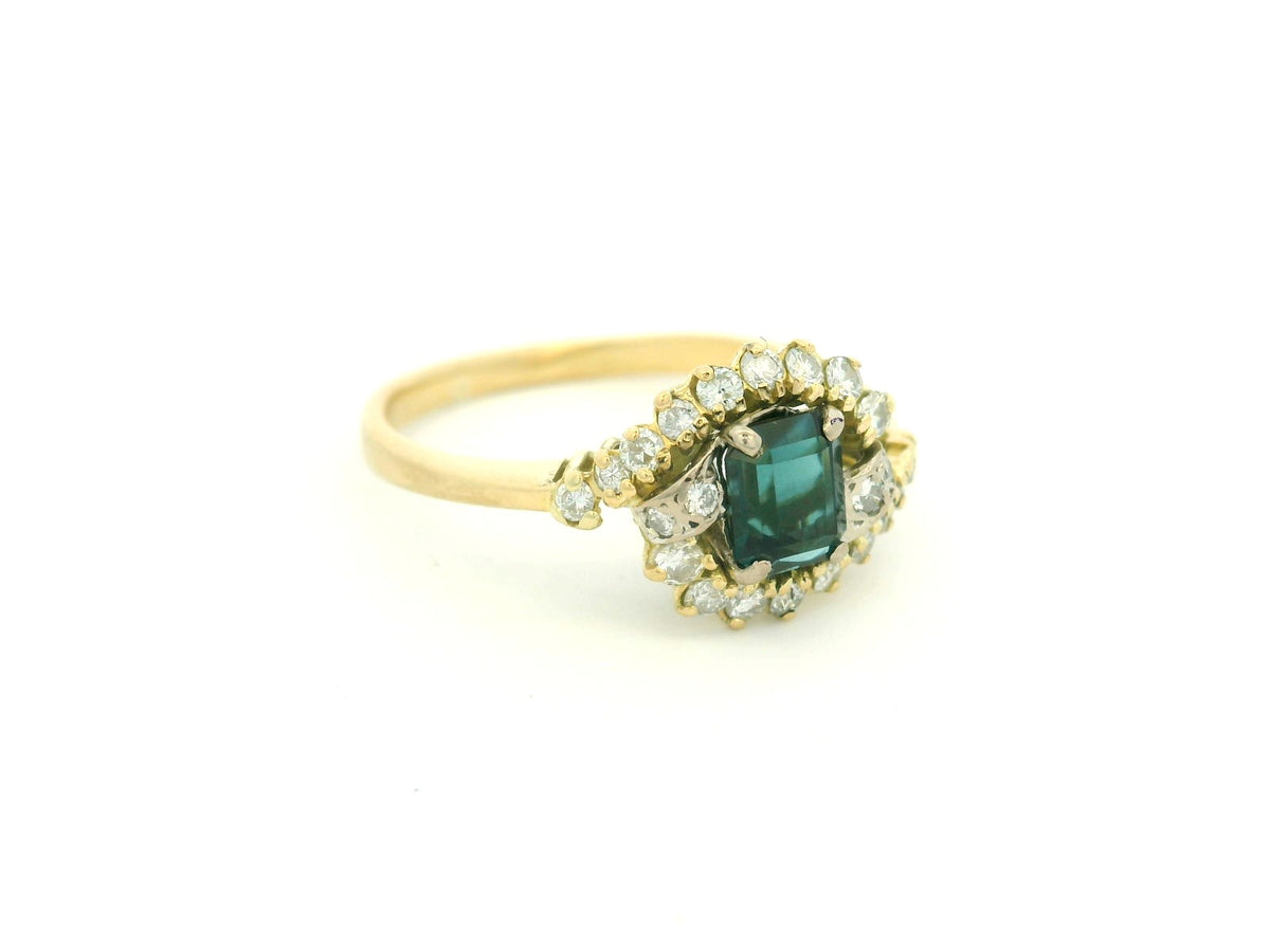 VINTAGE TEAL SAPPHIRE &amp; DIAMOND RING 18ct GOLD