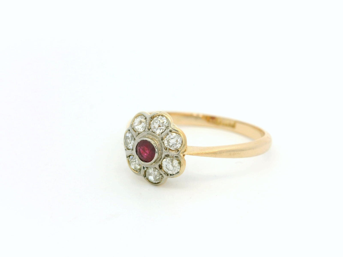 ANTIQUE RUBY &amp; DIAMOND DAISY RING 18ct GOLD