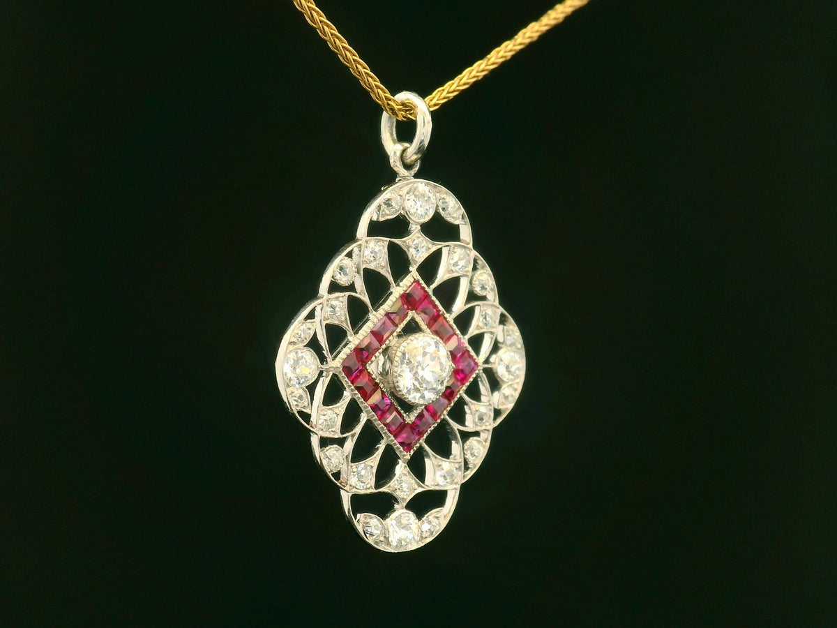 ANTIQUE EDWARDIAN PLATINUM DIAMOND &amp; RUBY PENDANT