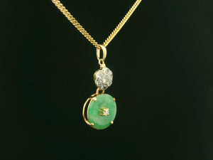 VINTAGE JADE & DAISY DIAMOND PENDANT 14 & 18ct GOLD