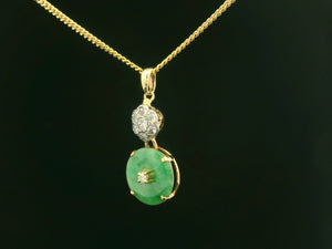 VINTAGE JADE & DAISY DIAMOND PENDANT 14 & 18ct GOLD