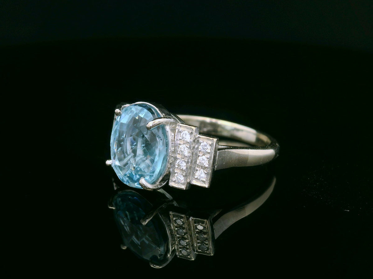 RETRO 4ct AQUAMARINE &amp; DIAMOND RING 18ct GOLD