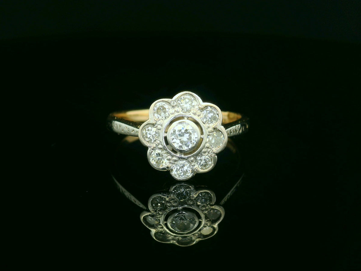ANTIQUE ART DECO DIAMOND DAISY RING 18ct GOLD