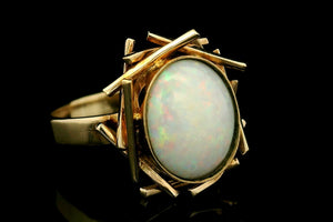MID-CENTURY SOLID OPAL RING 9ct GOLD