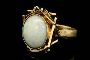 MID-CENTURY SOLID OPAL RING 9ct GOLD