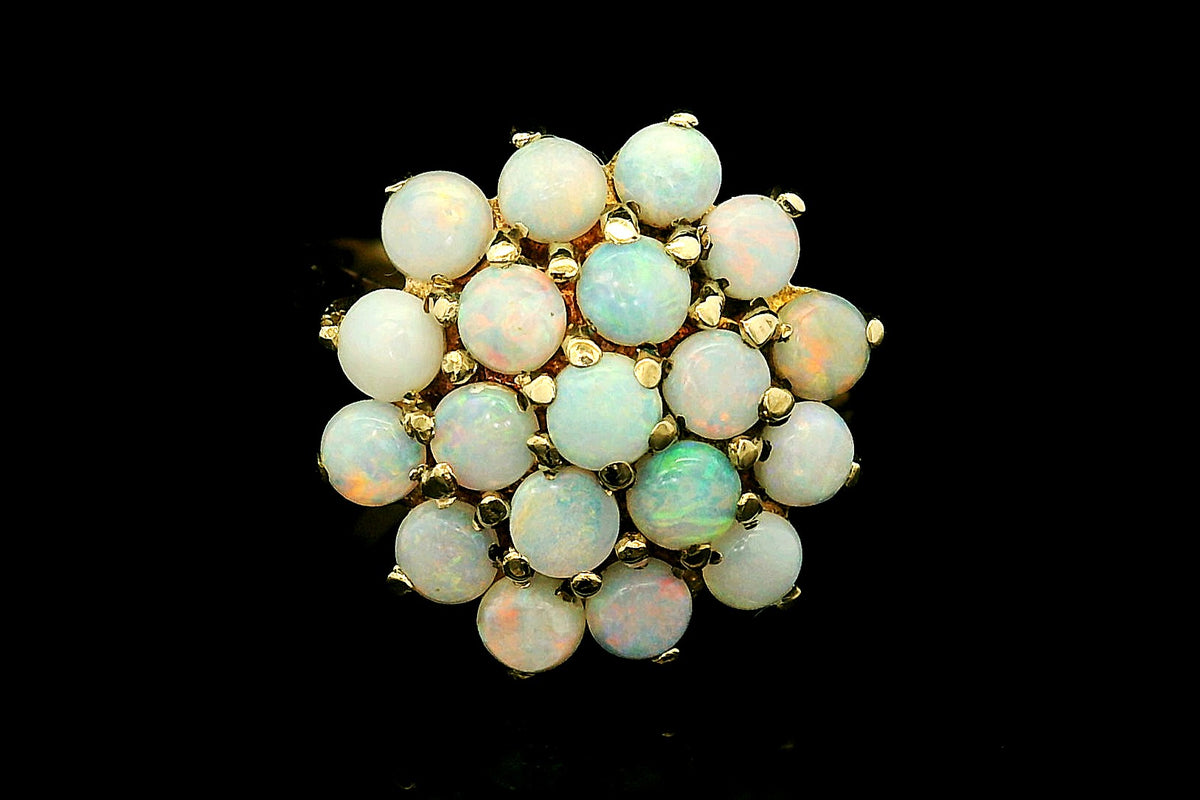 MID-CENTURY 1965 SOLID OPAL CLUSTER RING 9ct GOLD