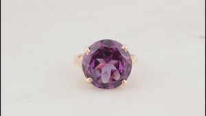 VINTAGE C1940/50 SYNTHETIC COLOUR CHANGE SAPPHIRE 9ct GOLD