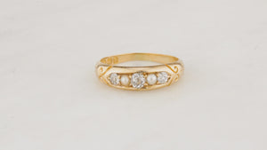ANTIQUE VICTORIAN 1892 DIAMOND & PEARL RING 18ct GOLD