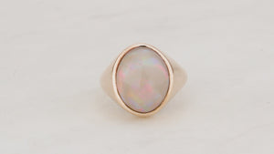 VINTAGE SOLID OPAL RING 9ct GOLD