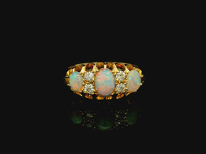 ANTIQUE EDWARDIAN 1911 OPAL & DIAMOND RING 18ct GOLD