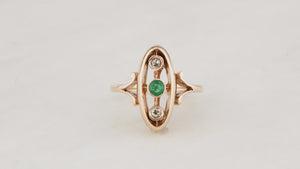 VINTAGE DIAMOND & EMERALD RING 9ct GOLD