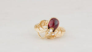 VINTAGE c1930 GARNET & SEED PEARL RING 18ct GOLD
