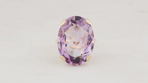 MID-CENTURY 1972 14.0ct AMETHYST COCKTAIL RING