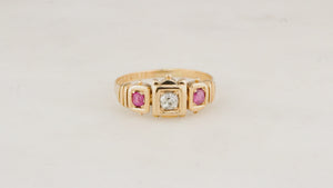 ANTIQUE 1918 DIAMOND AND RUBY TRILOGY RING 18ct GOLD