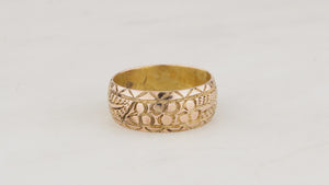 ANTIQUE EDWARDIAN 1904 ETCHED BAND 9ct GOLD