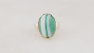 MID-CENTURY BANDED AGATE RING 14ct YELLOW GOLD