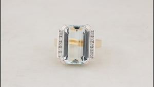 VINTAGE c1980s AQUAMARINE AND DIAMOND RING 18ct GOLD