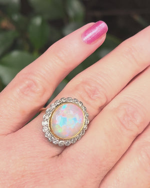 VINTAGE c1930/40 SOLID OPAL & DIAMOND RING 18ct GOLD
