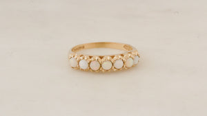 RETRO 1980 SOLID OPAL RING 9ct GOLD